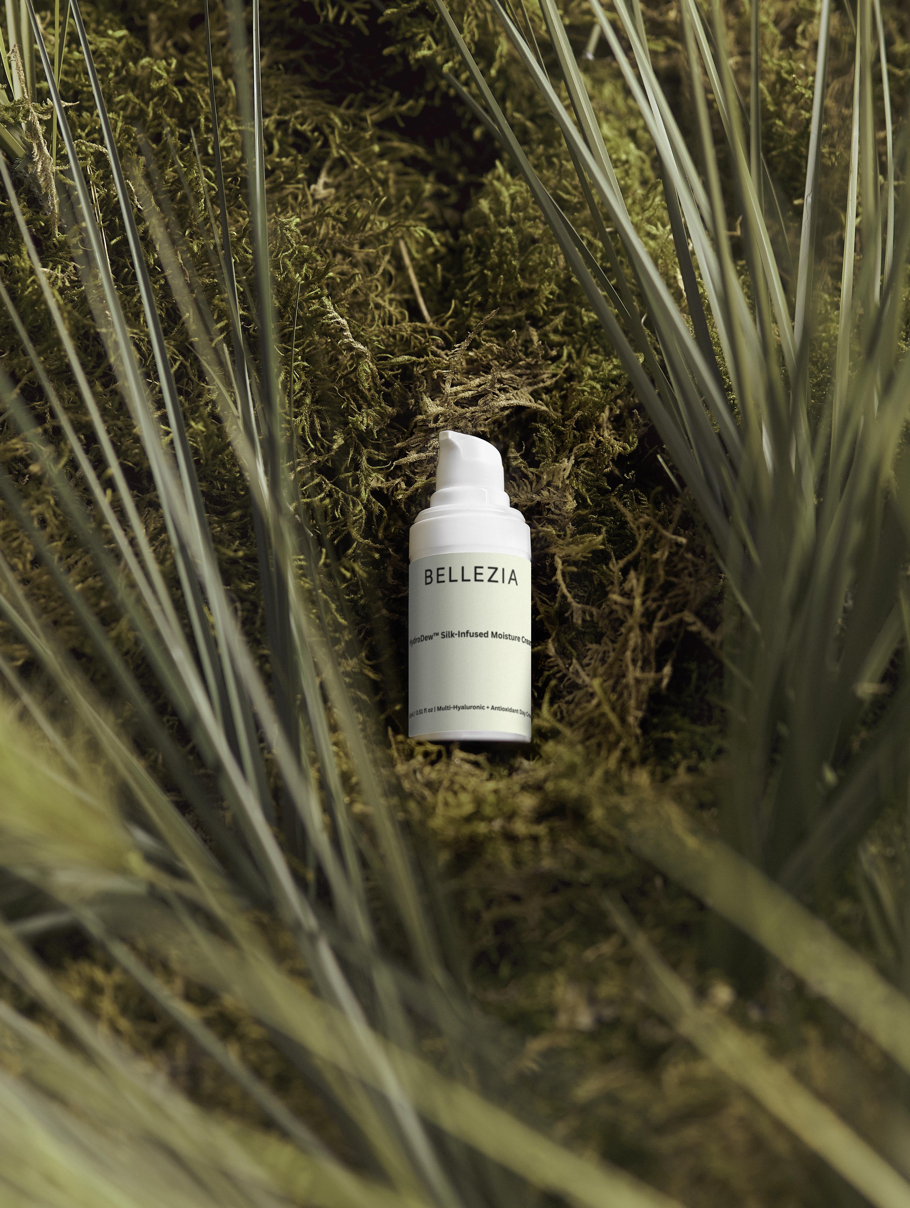 HydroDew™ Silk-Infused Moisture Cream